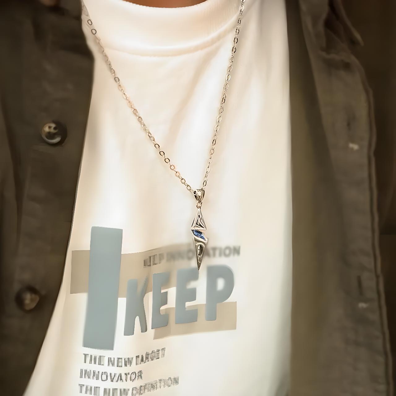 Collar con Piedra Natural Incrustada