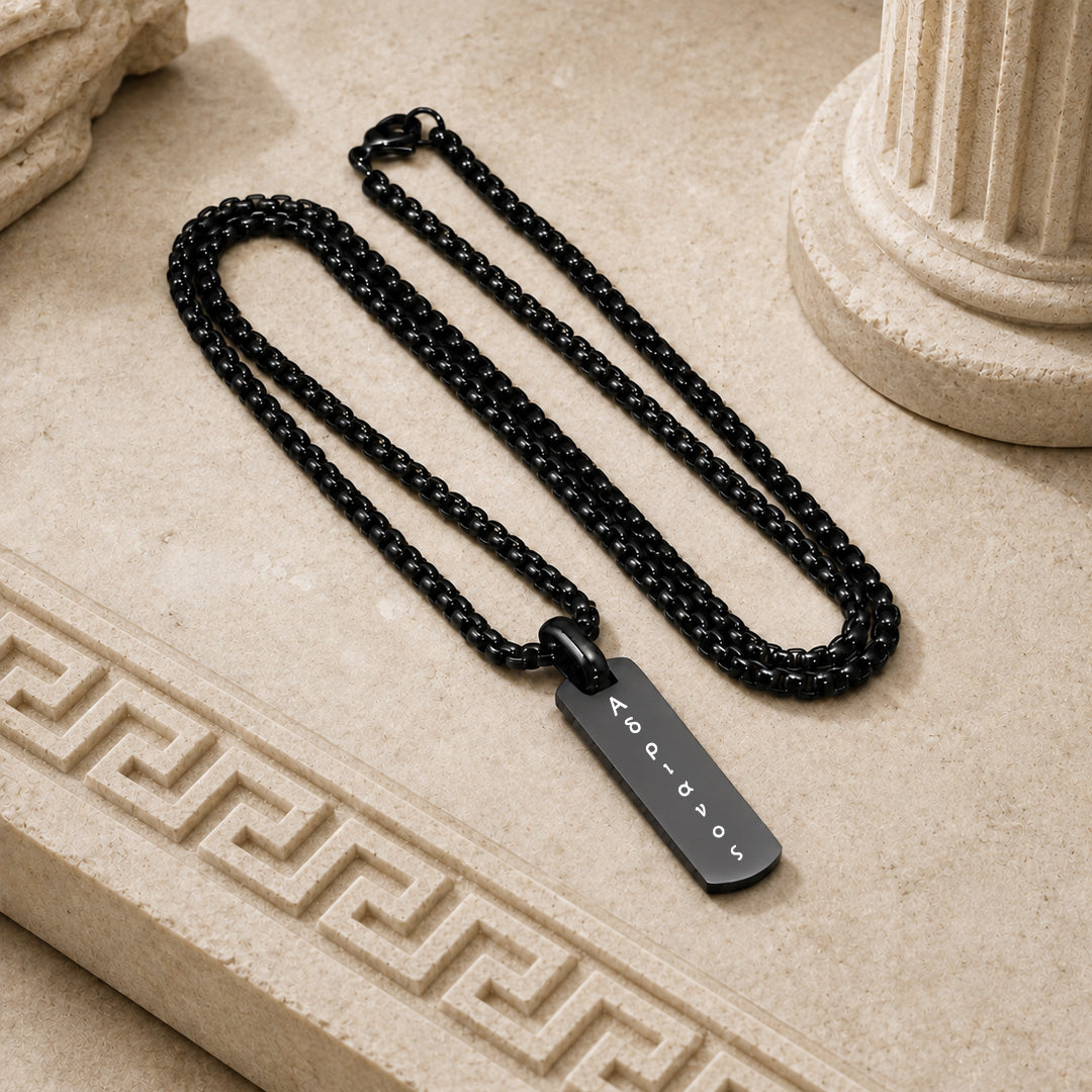 Collar Griego Antiguo Grabado Hombre